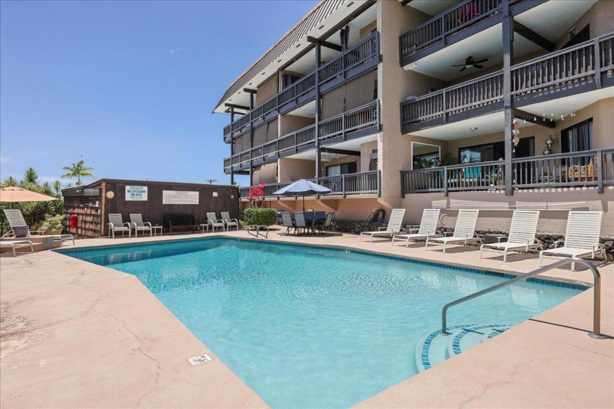 Вилла Kona Westwind 1 New! Quiet Ocean-View 1St Floor | Patio | Pool Каилуа-Кона Экстерьер фото